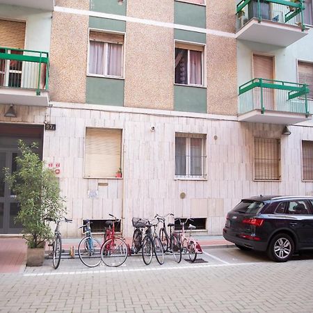 Sweet House Navigli Apartment Milan Luaran gambar