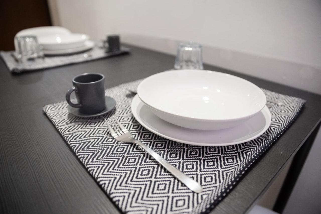 Sweet House Navigli Apartment Milan Luaran gambar