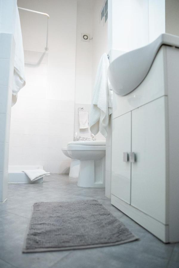 Sweet House Navigli Apartment Milan Luaran gambar