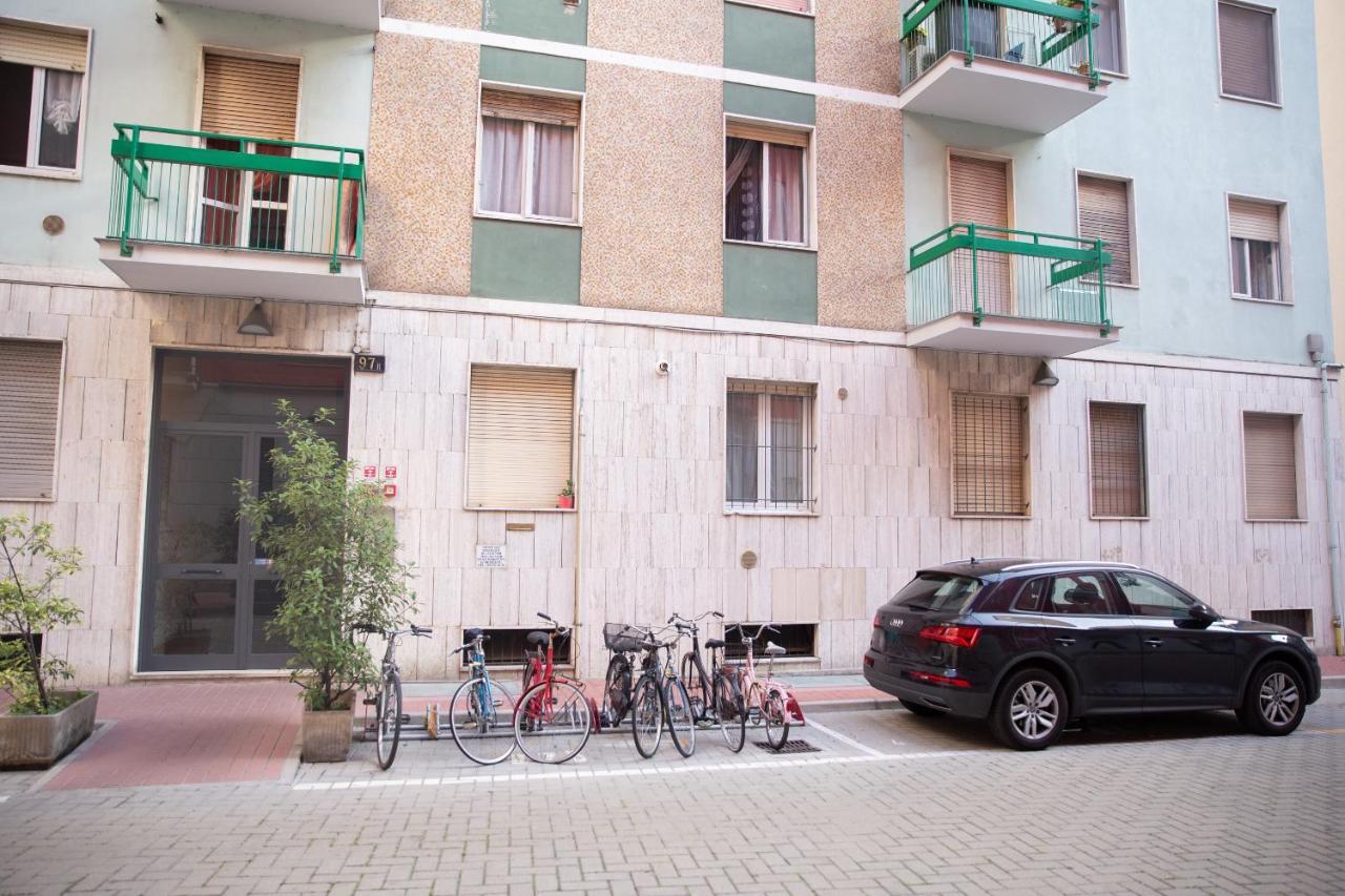 Sweet House Navigli Apartment Milan Luaran gambar
